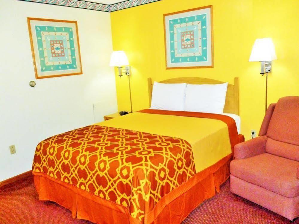 Royal Rest Motel Chariton Eksteriør bilde